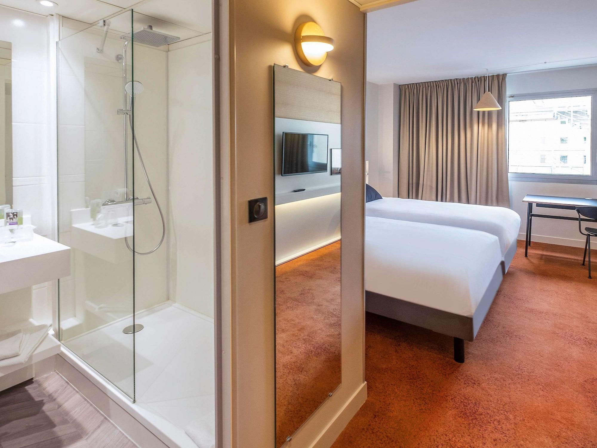 Mercure Rouen Centre Champ De Mars Екстериор снимка