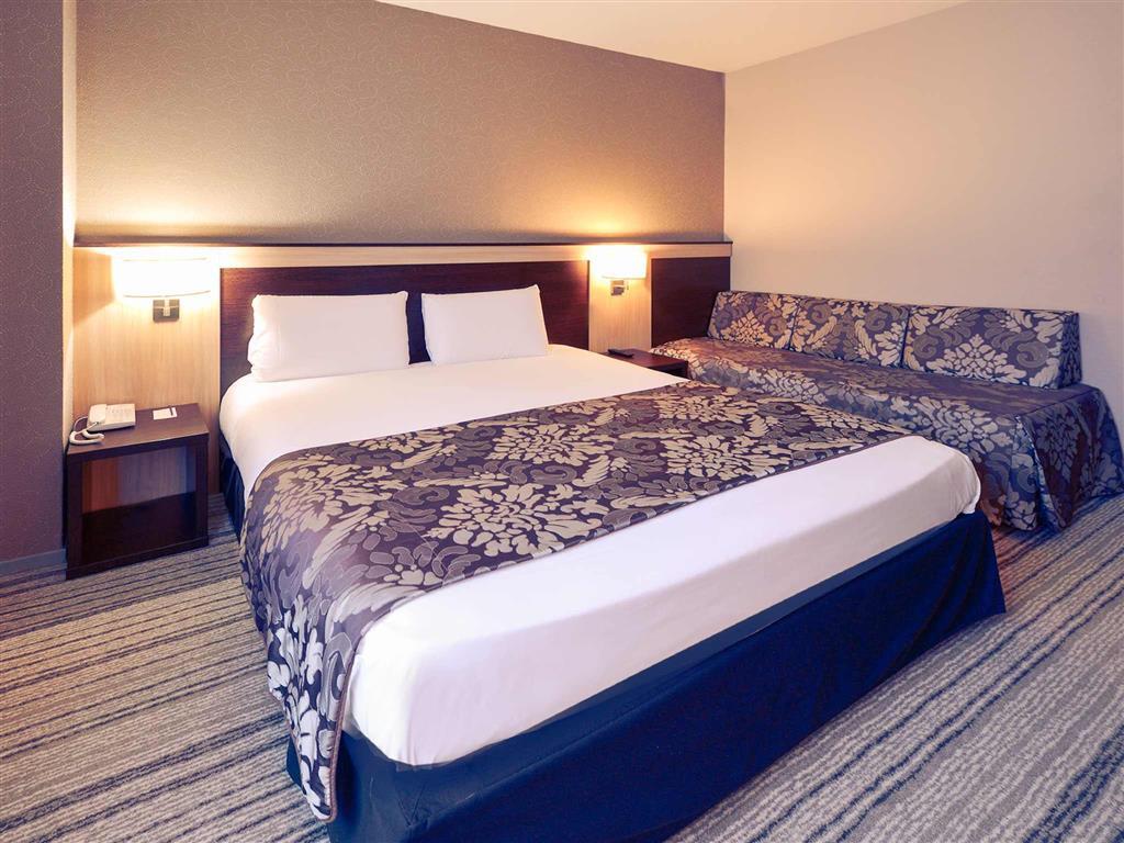 Mercure Rouen Centre Champ De Mars Екстериор снимка