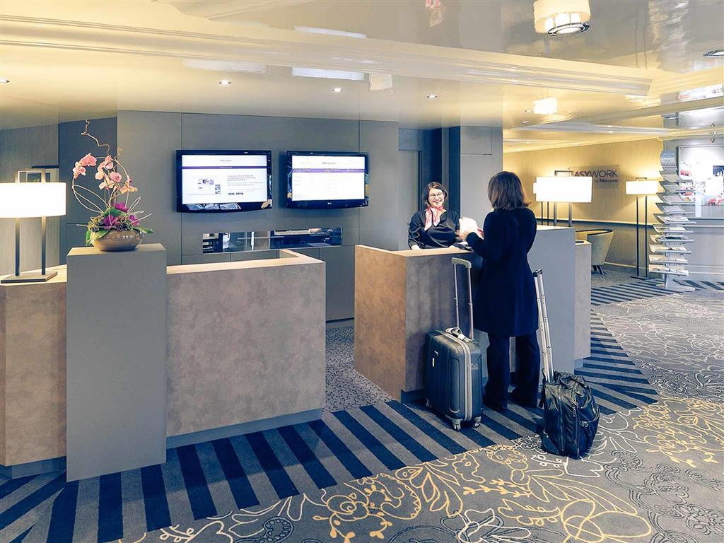 Mercure Rouen Centre Champ De Mars Екстериор снимка