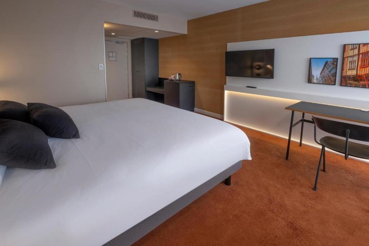 Mercure Rouen Centre Champ De Mars Екстериор снимка