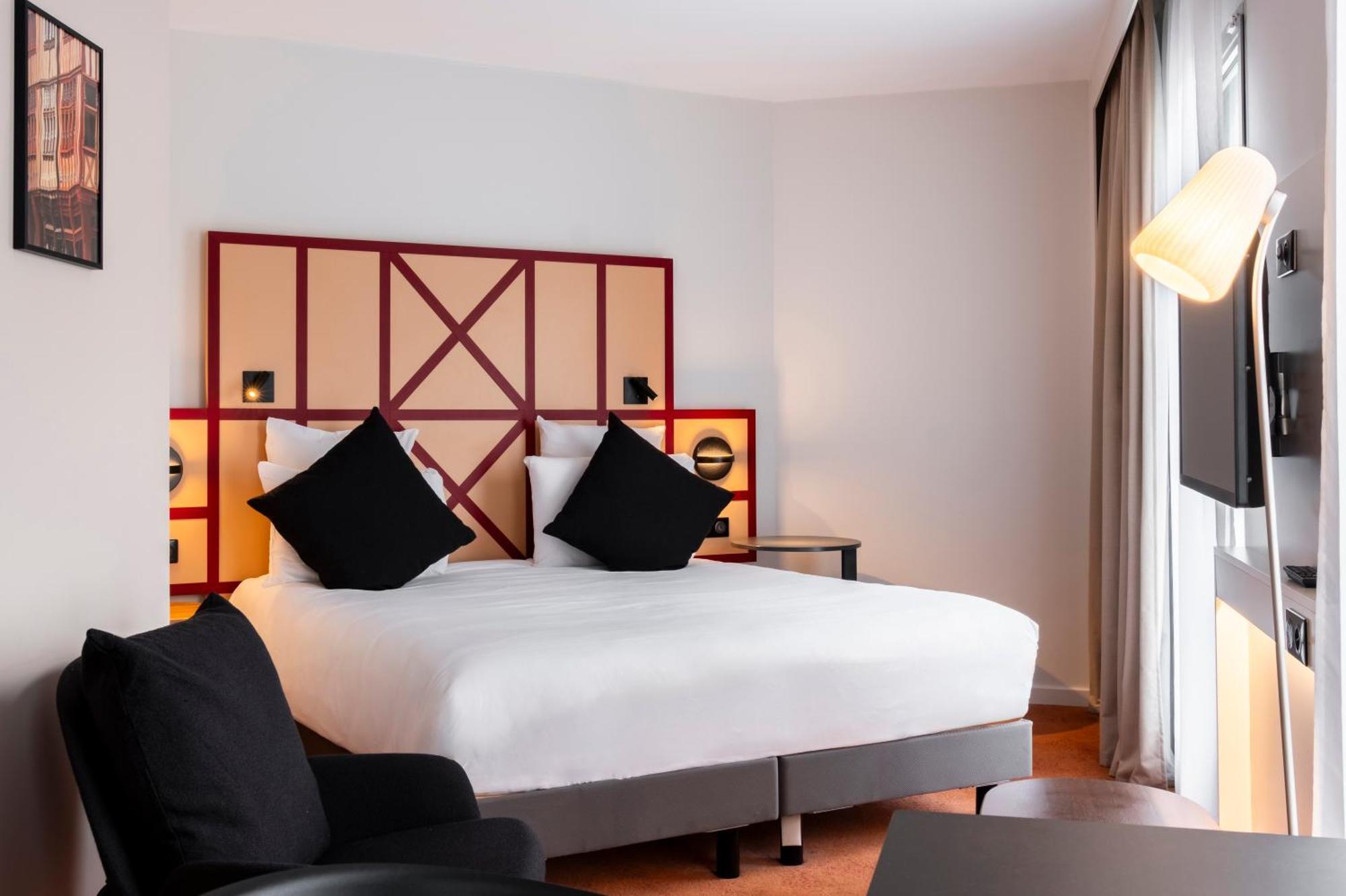 Mercure Rouen Centre Champ De Mars Екстериор снимка