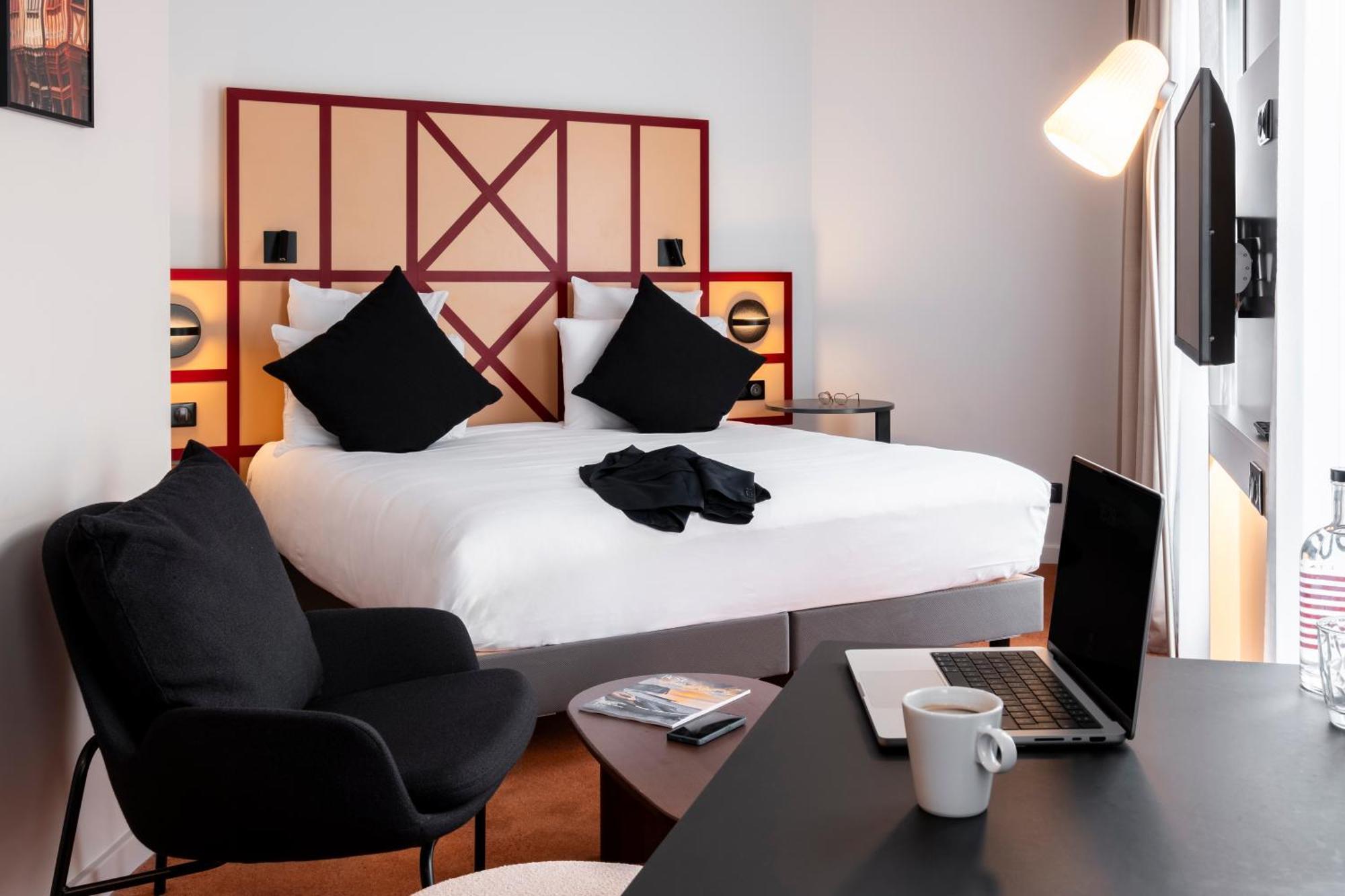 Mercure Rouen Centre Champ De Mars Екстериор снимка