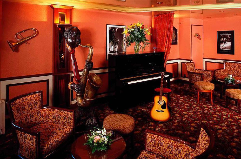 Mercure Rouen Centre Champ De Mars Интериор снимка