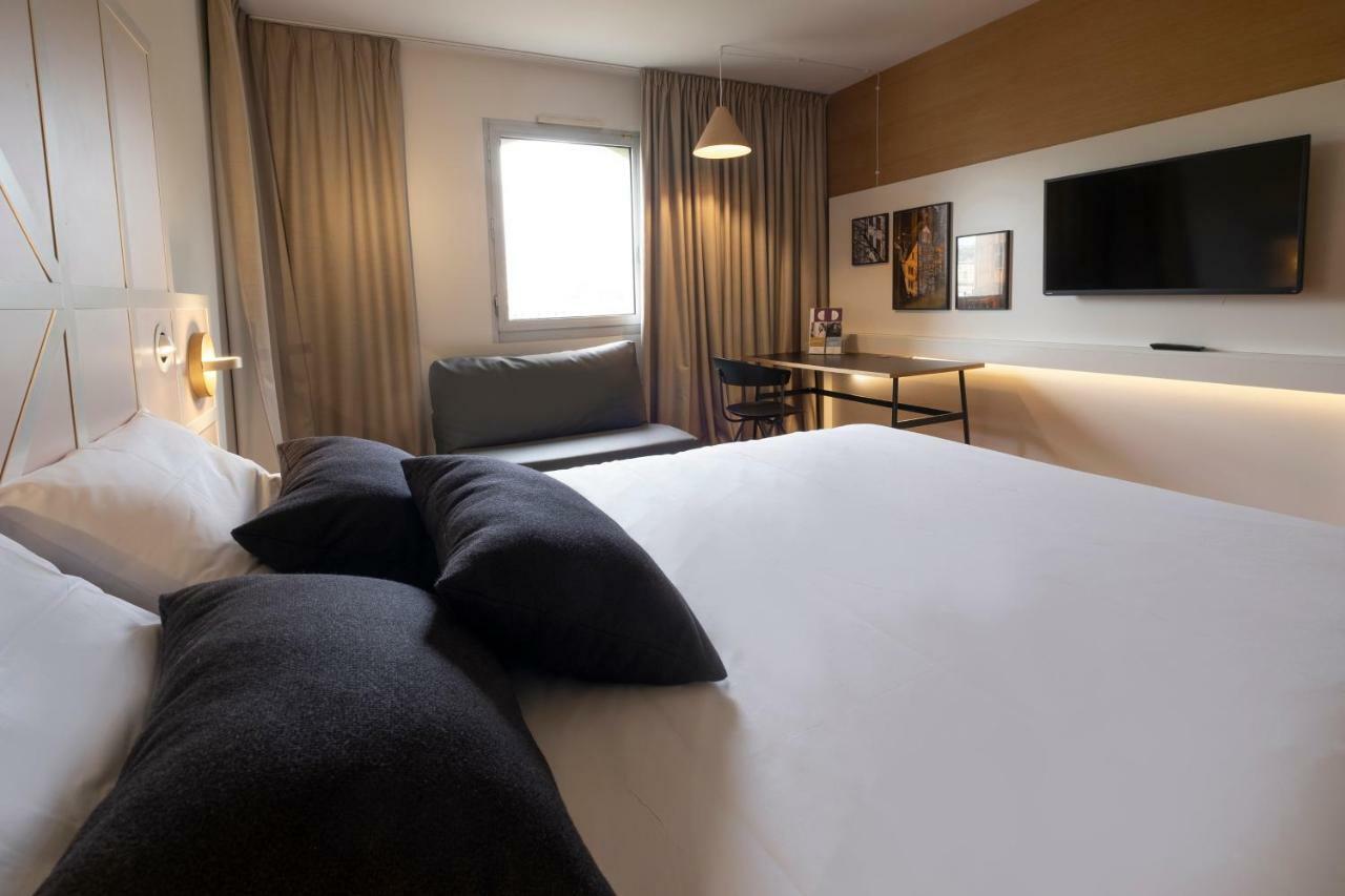 Mercure Rouen Centre Champ De Mars Екстериор снимка
