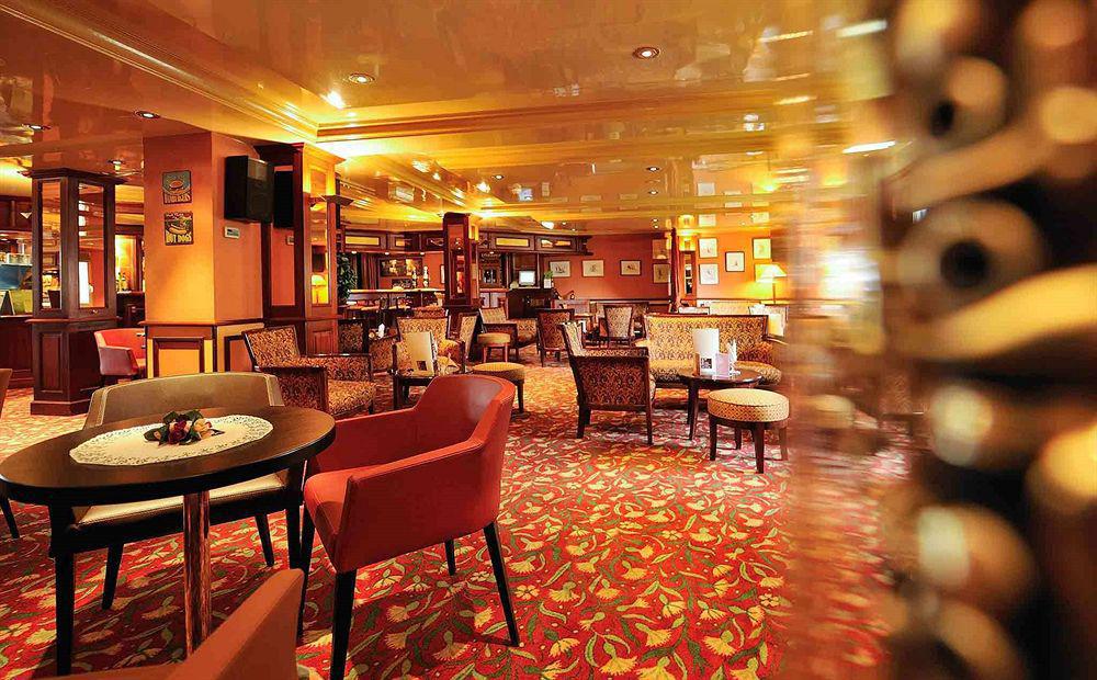 Mercure Rouen Centre Champ De Mars Екстериор снимка